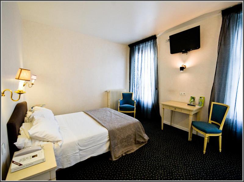 Hotel Arquier Les Milles Zimmer foto